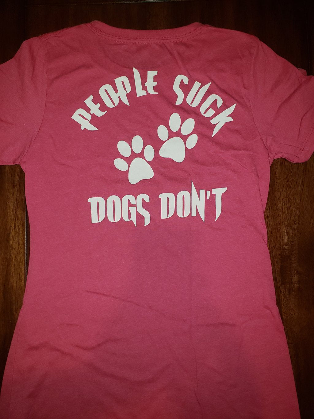 WOMEN'S PEOPLE SUCK DOGS DON'T S/S RASPBERRY